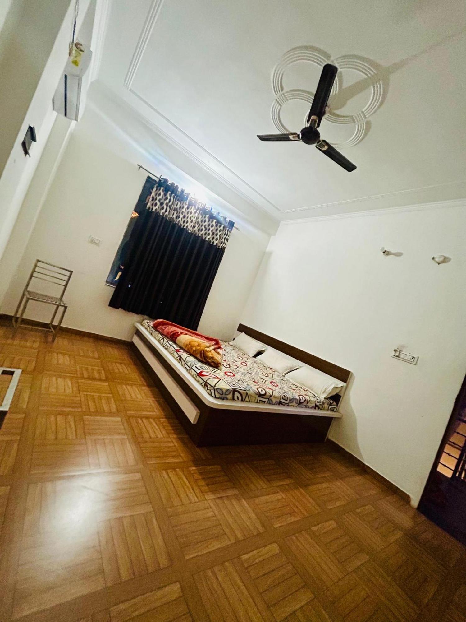 Milan Hotel & Restaurant Sikar Zewnętrze zdjęcie