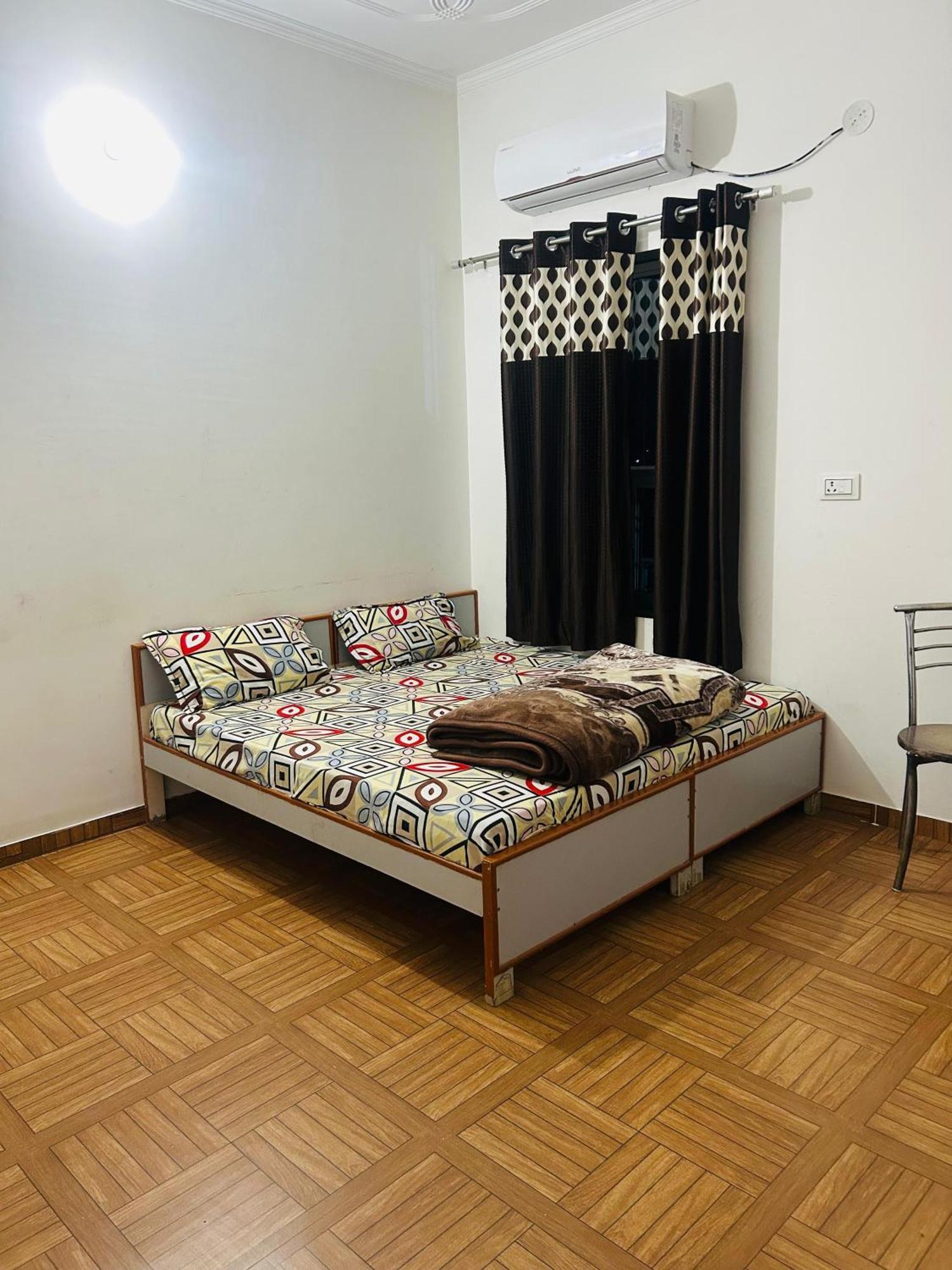 Milan Hotel & Restaurant Sikar Zewnętrze zdjęcie