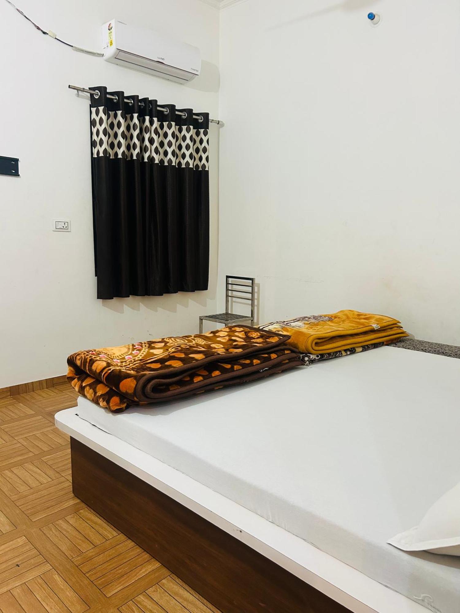 Milan Hotel & Restaurant Sikar Zewnętrze zdjęcie